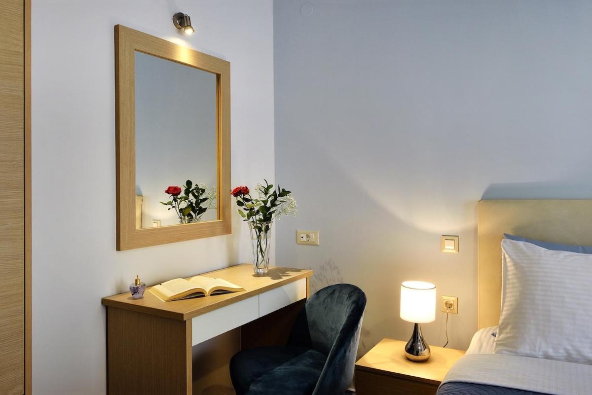 New Apartment Near The Beach. Chania  Екстер'єр фото